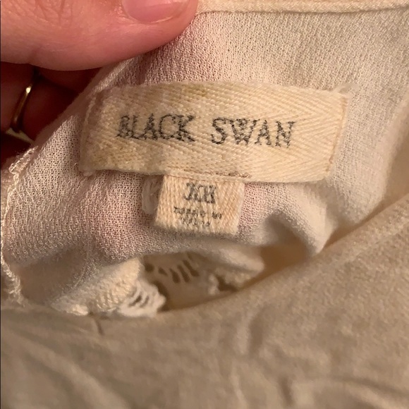 Cream top! - Picture 6 of 6